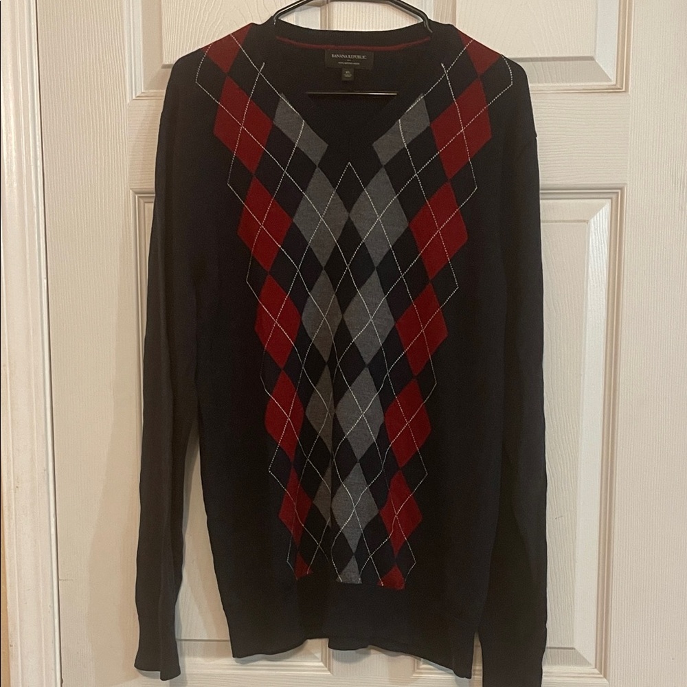Banana Republic V-Neck Argyle Merino Wool Sweater